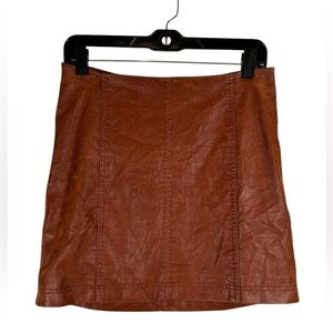 Women’s Free People Skirt Size 6 Brown Mini Skirt Rayon Leather Style Lined